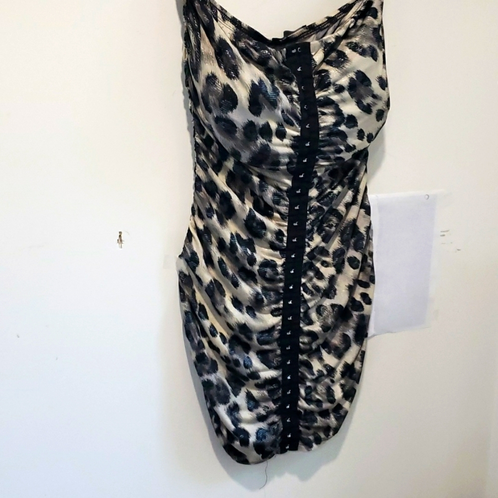 Mini dress - Picture 4 of 4